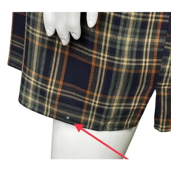 L.L. Bean Plaid MultiColor Long Sleeve Button Up Top Size Large - Picture 7 of 7